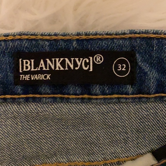 - BlankNYC The Varick Kick Flare Jeans - Picture 6 of 10